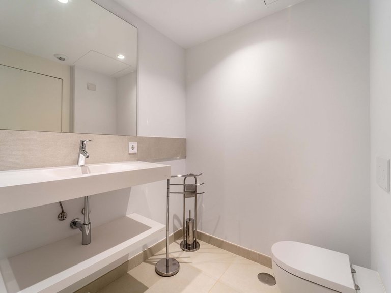 Apartment for Sale in Fuengirola, Malaga 38
