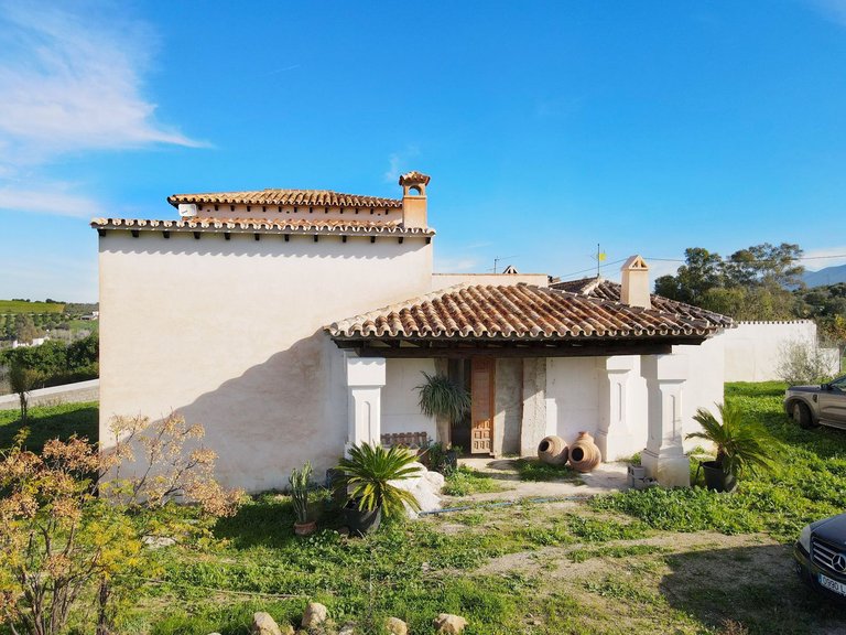 Villa for Sale in Coín, Malaga 14