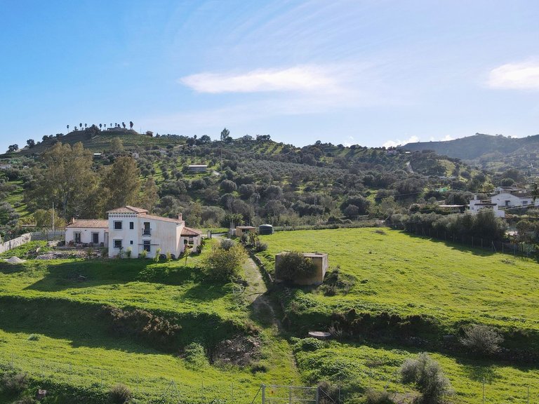 Villa for Sale in Coín, Malaga 3
