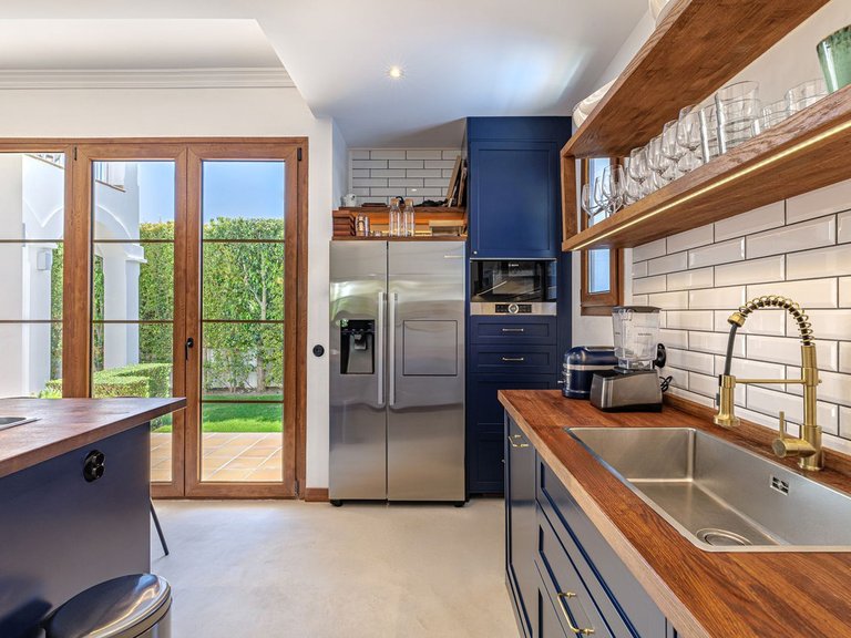 Villa for Sale in Selwo, Malaga 10