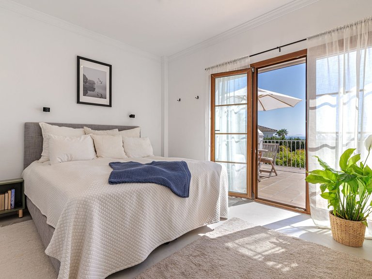 Villa for Sale in Selwo, Malaga 25