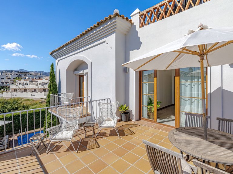 Villa for Sale in Selwo, Malaga 30