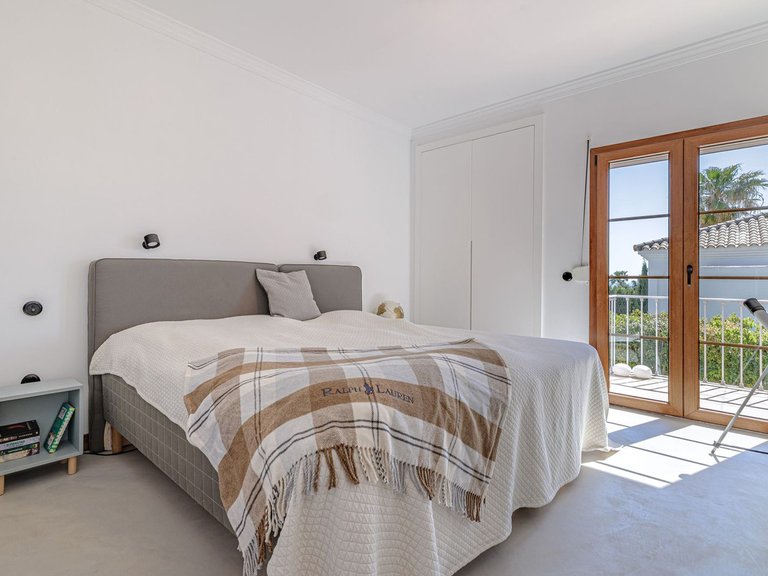 Villa for Sale in Selwo, Malaga 34