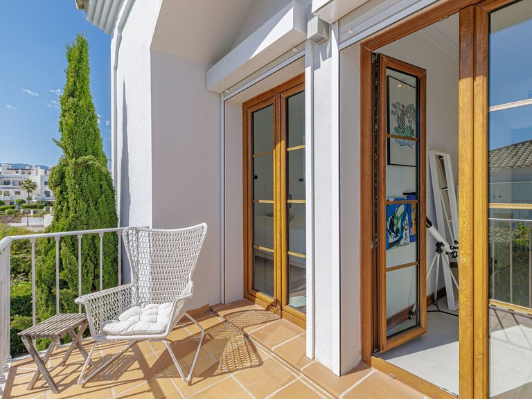 Villa for Sale in Selwo, Malaga 35