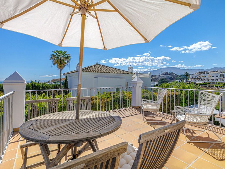 Villa for Sale in Selwo, Malaga 4