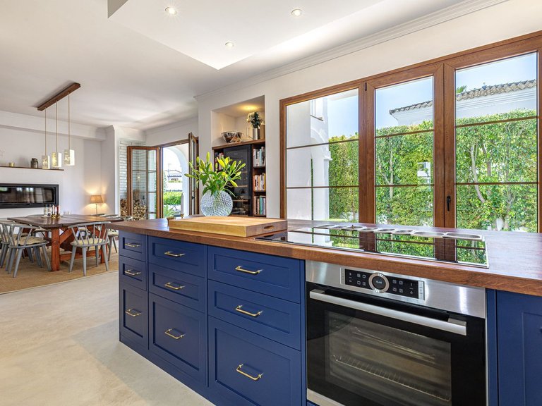 Villa for Sale in Selwo, Malaga 7