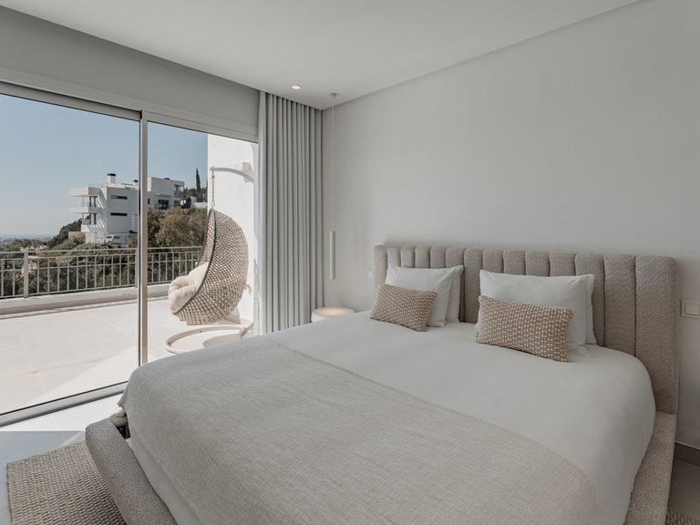 Apartment for Sale in La Quinta, Malaga 19
