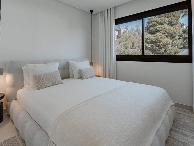 Apartment for Sale in La Quinta, Malaga 25