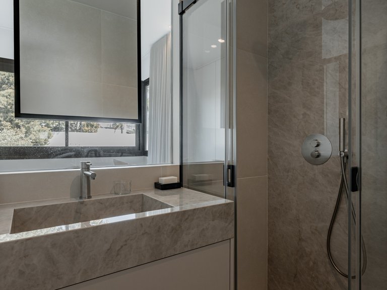 Apartment for Sale in La Quinta, Malaga 31