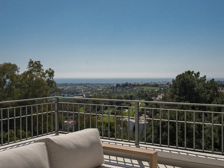 Apartment for Sale in La Quinta, Malaga 37