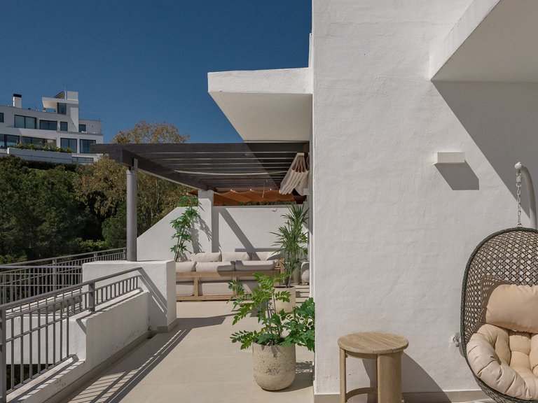 Apartment for Sale in La Quinta, Malaga 38