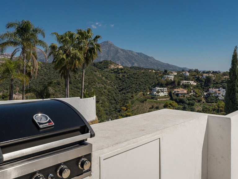 Apartment for Sale in La Quinta, Malaga 50