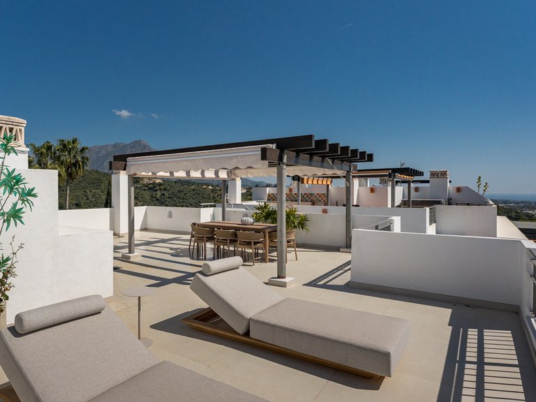Apartment for Sale in La Quinta, Malaga 53