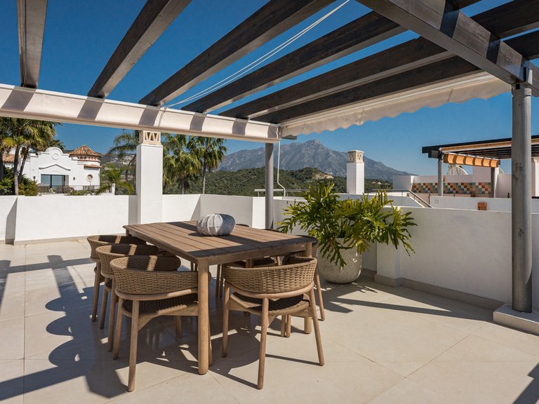Apartment for Sale in La Quinta, Malaga 56