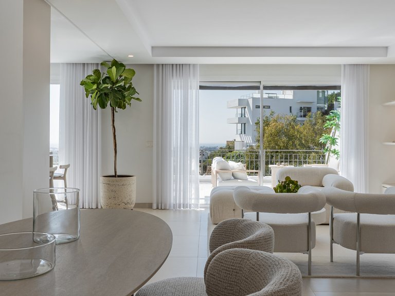 Apartment for Sale in La Quinta, Malaga 8