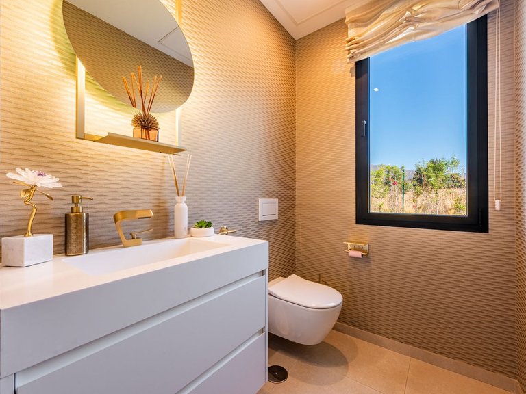 Villa for Sale in La Cala Golf, Malaga 16