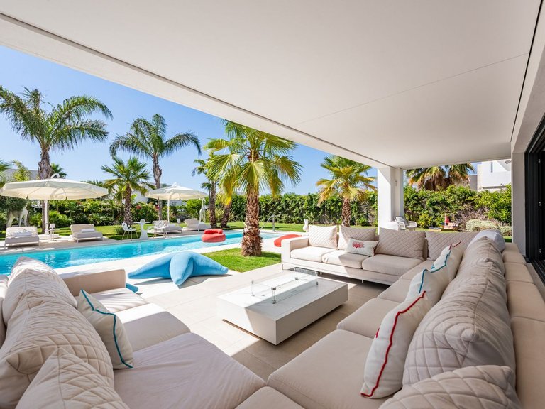 Villa for Sale in La Cala Golf, Malaga 9