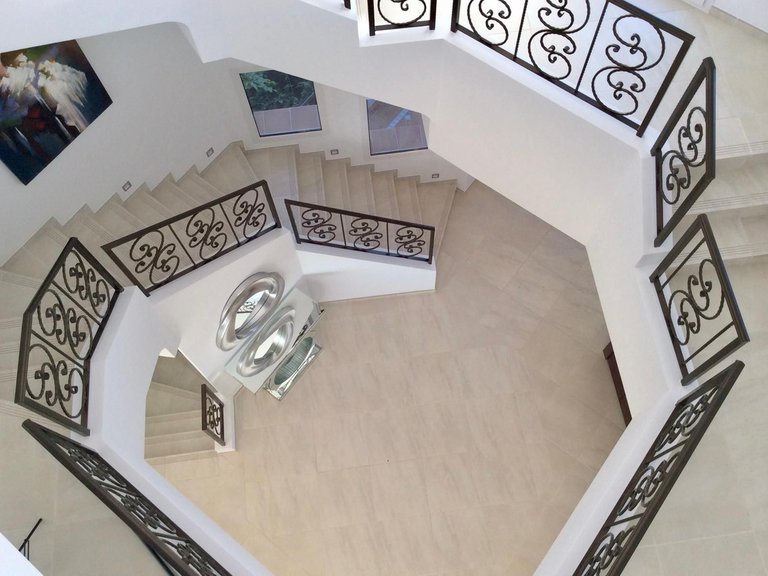 Villa for Sale in Los Flamingos, Malaga 13