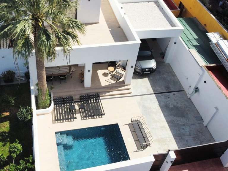 Villa for Sale in Benalmadena Costa, Malaga 1