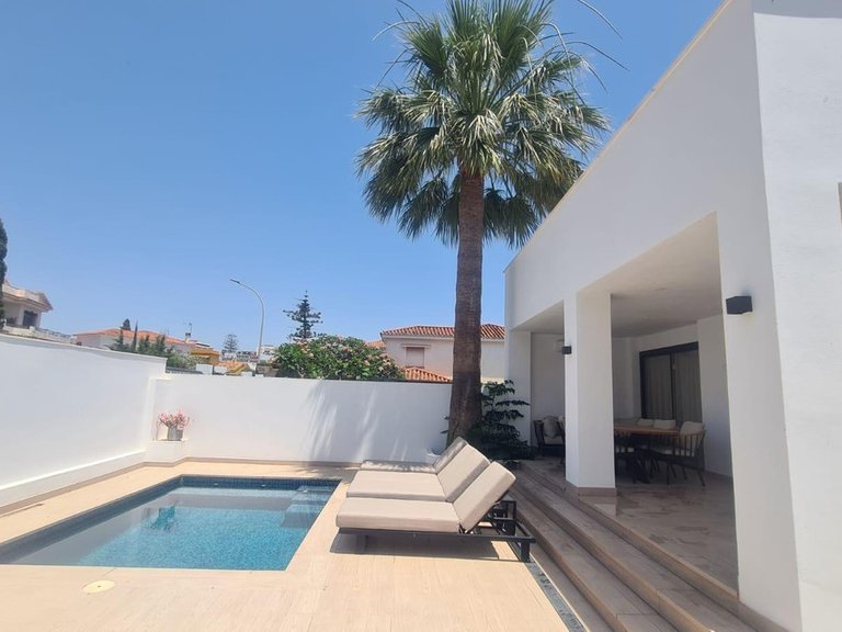 Villa for Sale in Benalmadena Costa, Malaga 15