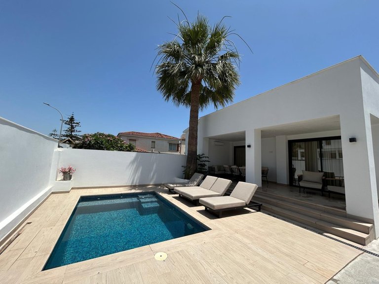 Villa for Sale in Benalmadena Costa, Malaga 17