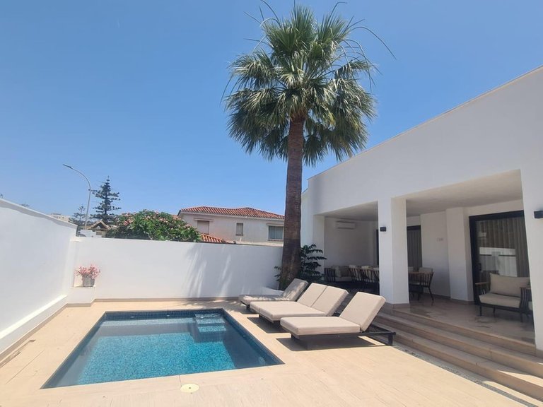 Villa for Sale in Benalmadena Costa, Malaga 18