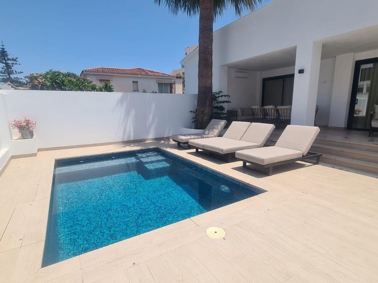 Villa for Sale in Benalmadena Costa, Malaga 19