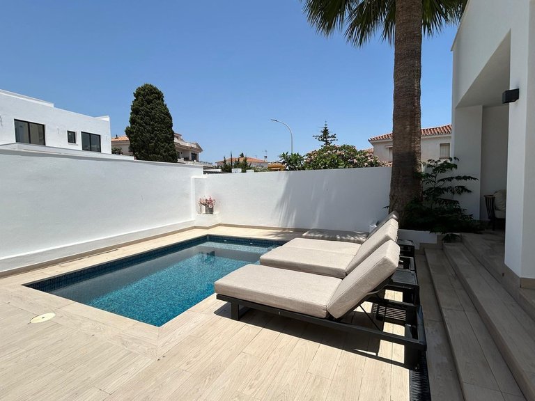 Villa for Sale in Benalmadena Costa, Malaga 24