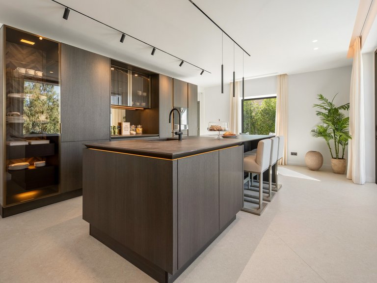 Villa for Sale in Benahavís, Malaga 13