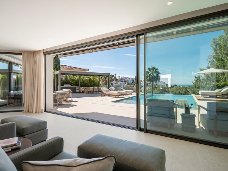 Villa for Sale in Benahavís, Malaga 16