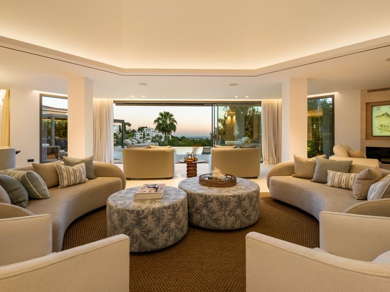 Villa for Sale in Benahavís, Malaga 43