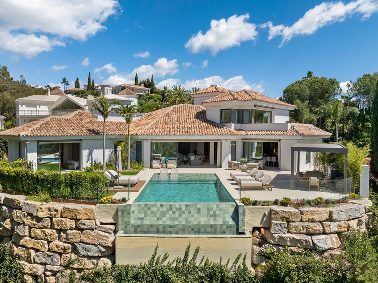 Villa for Sale in Benahavís, Malaga 8