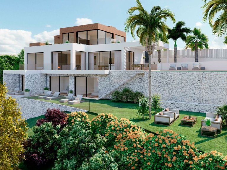 Villa for Sale in Artola, Malaga 1