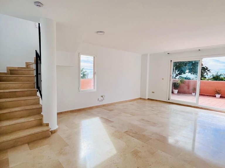 Apartment for Sale in Elviria, Malaga 5