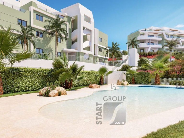 Apartment for Sale in Costa del Sol Calanova Golf, Malaga 2