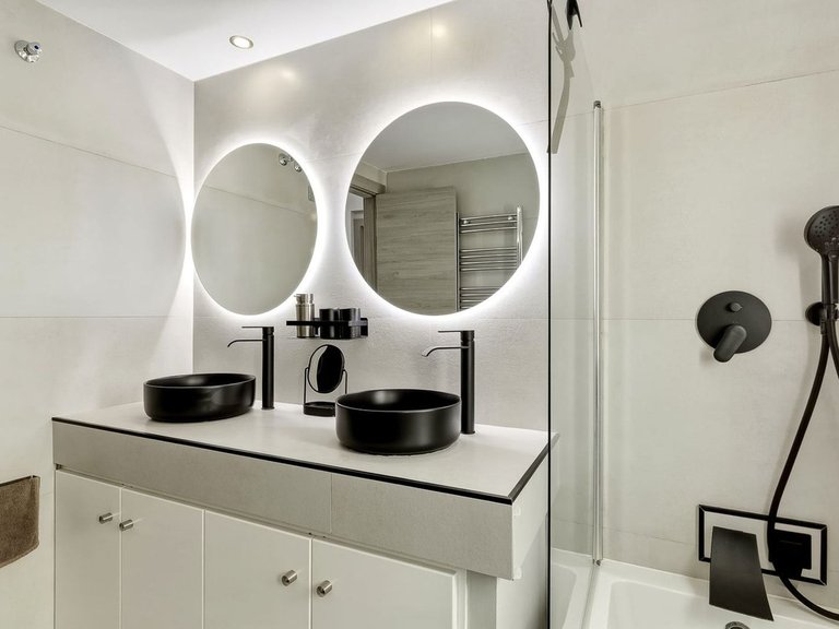 Apartment for Sale in Nueva Andalucía, Malaga 26