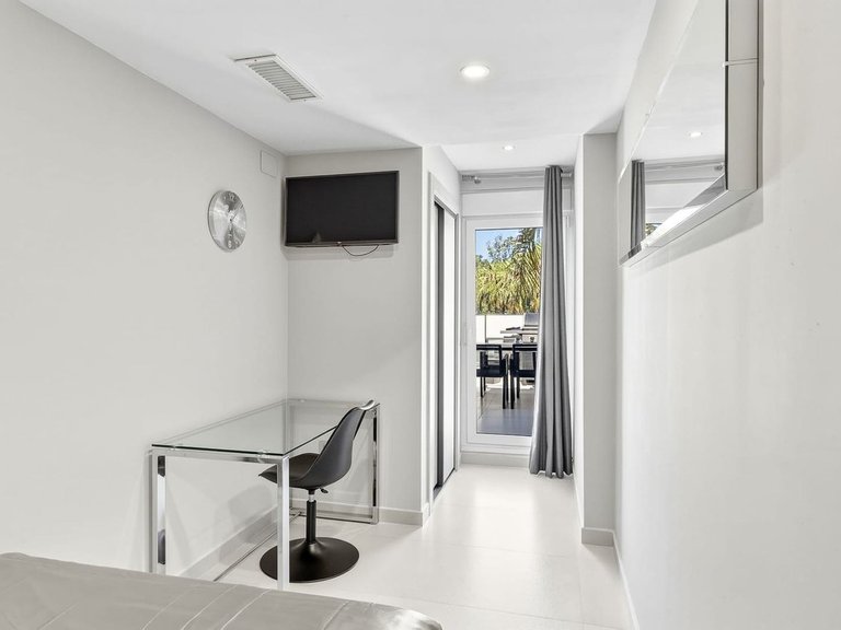 Apartment for Sale in Nueva Andalucía, Malaga 29