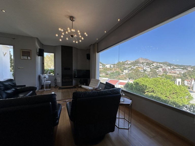 Villa for Sale in Cerrado De Calderón, Malaga 11
