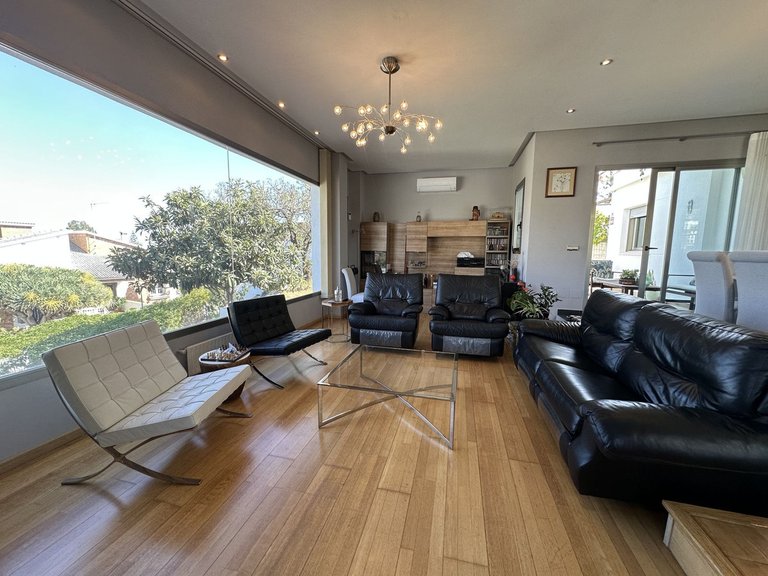 Villa for Sale in Cerrado De Calderón, Malaga 13