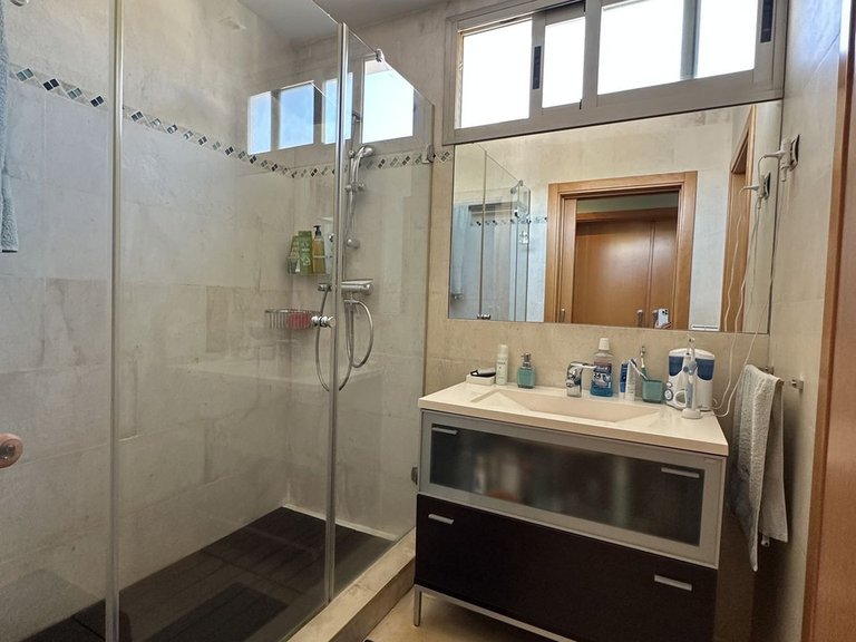 Villa for Sale in Cerrado De Calderón, Malaga 31