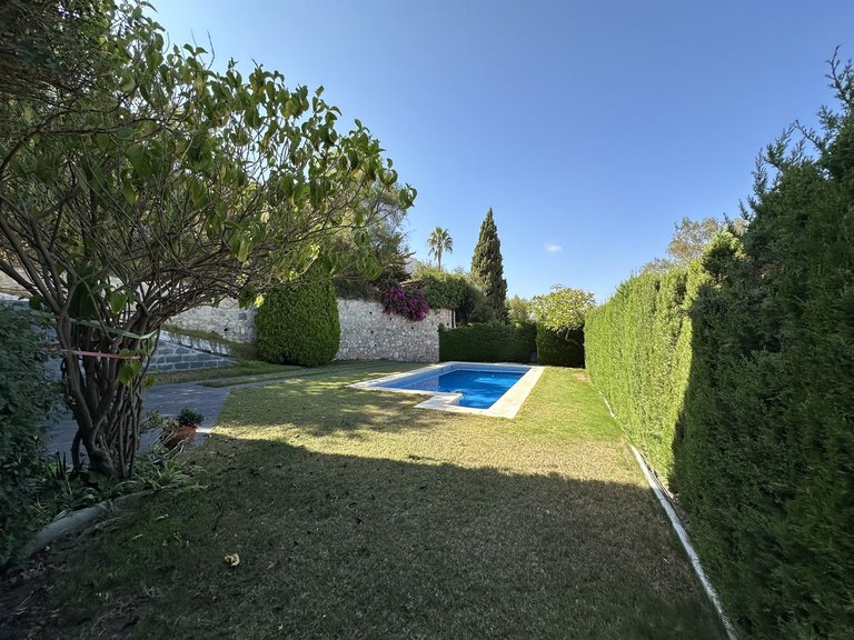 Villa for Sale in Cerrado De Calderón, Malaga 38