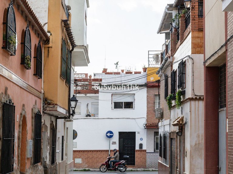 Villa for Sale in Málaga, Malaga 9