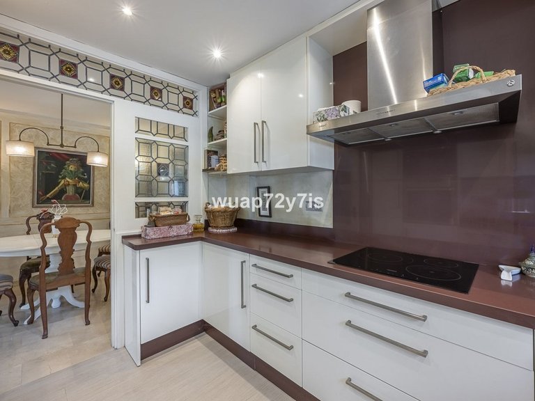 Villa for Sale in La Quinta, Malaga 22