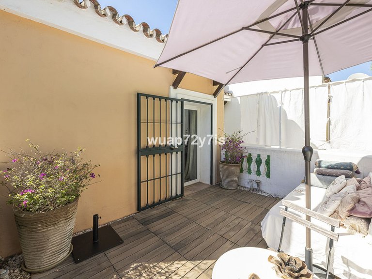 Villa for Sale in La Quinta, Malaga 38