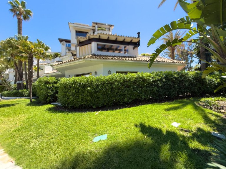 Apartment for Sale in Elviria, Malaga 1