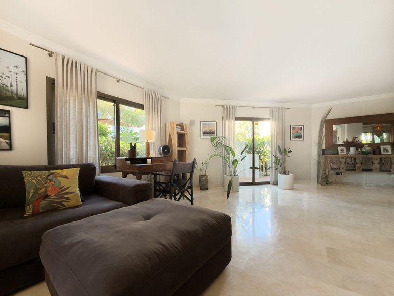 Apartment for Sale in Elviria, Malaga 18