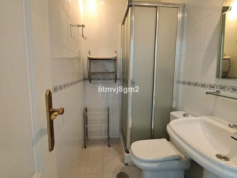 Apartment for Sale in Fuengirola, Malaga 10