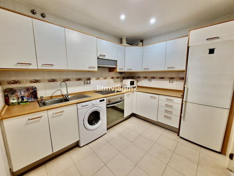 Apartment for Sale in Fuengirola, Malaga 5