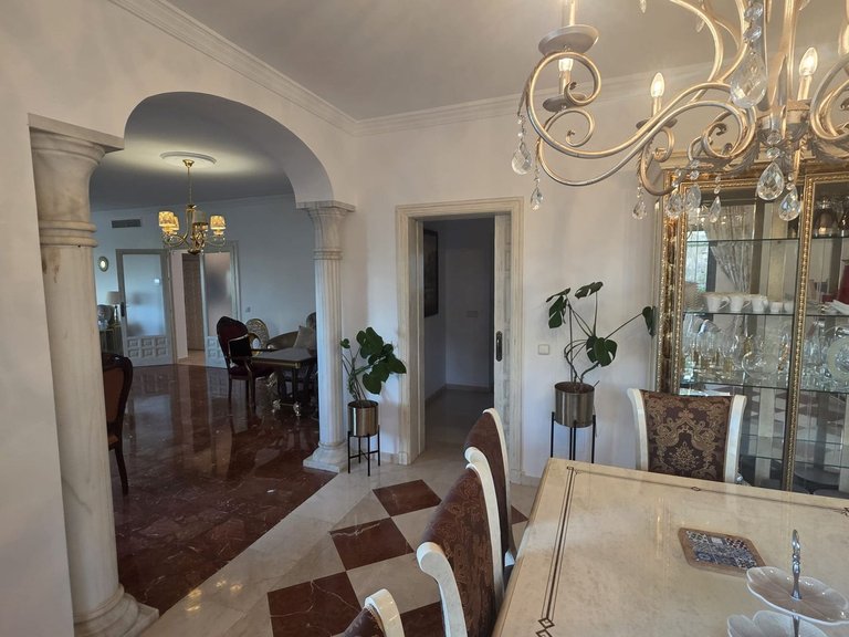 Villa for Sale in El Paraiso, Malaga 15