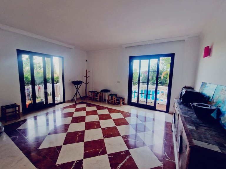 Villa for Sale in El Paraiso, Malaga 20
